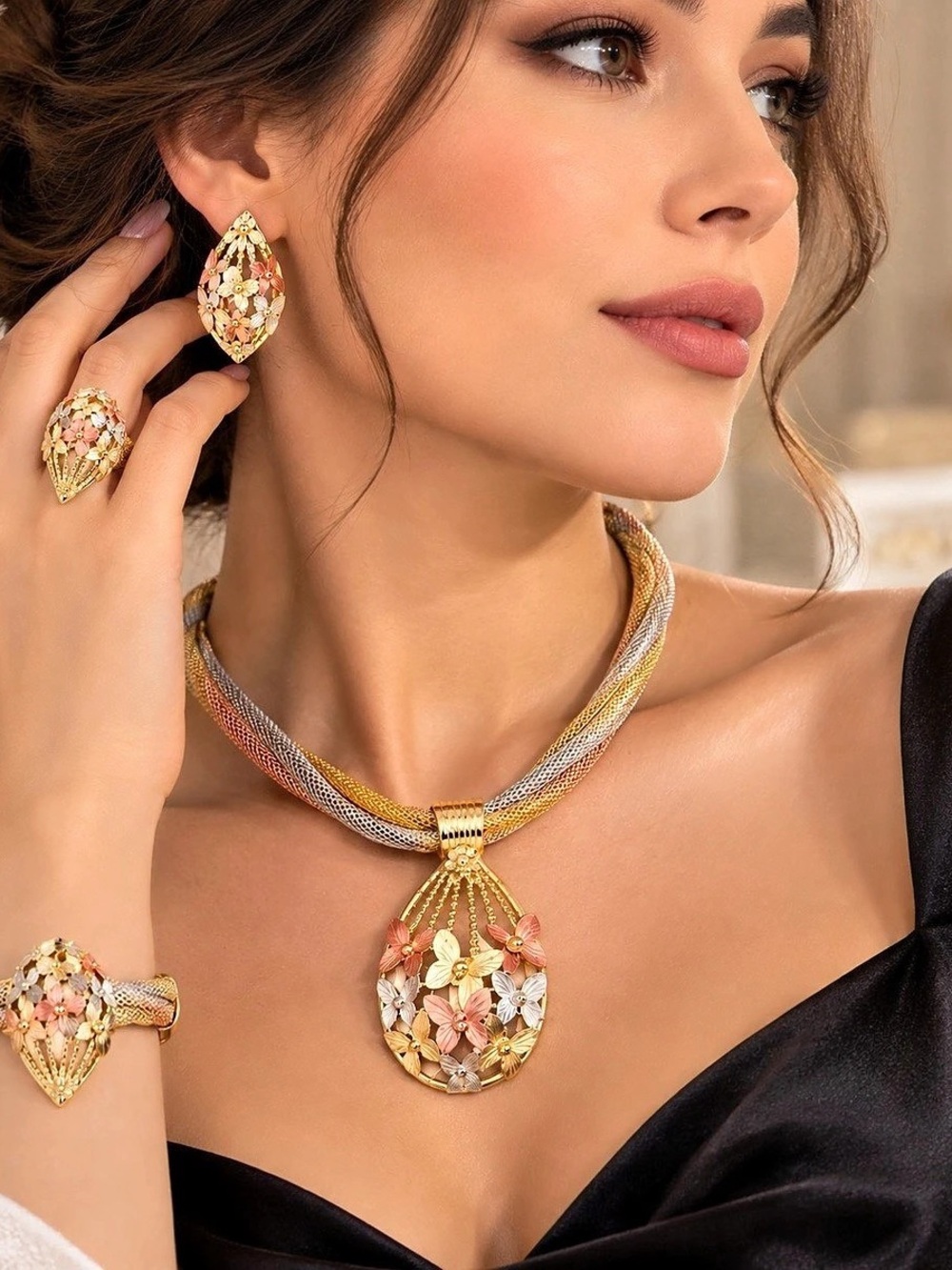 Floral Statement Jewelry Set in Gold & Pink Like New